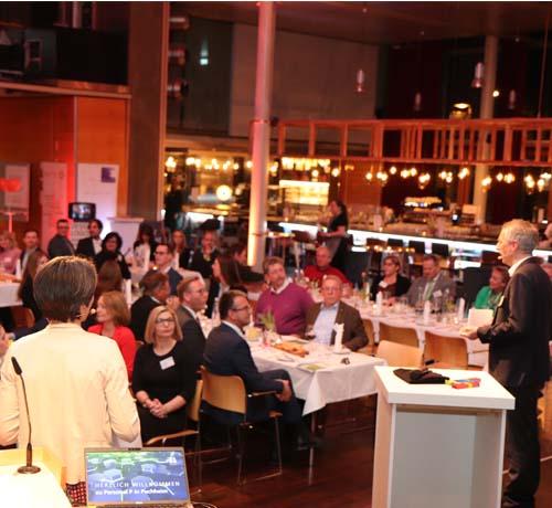 Wirtschaftsveranstaltung „Personal P“ im Puchheimer Kulturcentrum PUC – Was tun gegen den Fachkräftemangel?